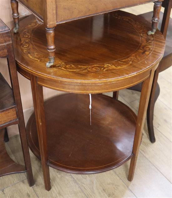 A Sheraton style mahogany and satinwood inlaid circular occasional table W.61cm